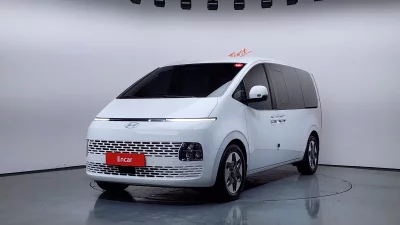 Hyundai Staria