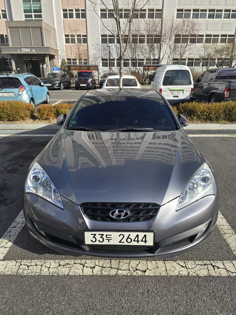 Hyundai Genesis