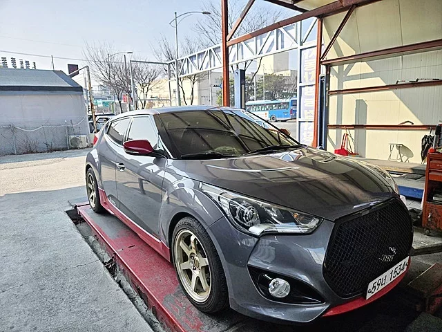 Hyundai Veloster