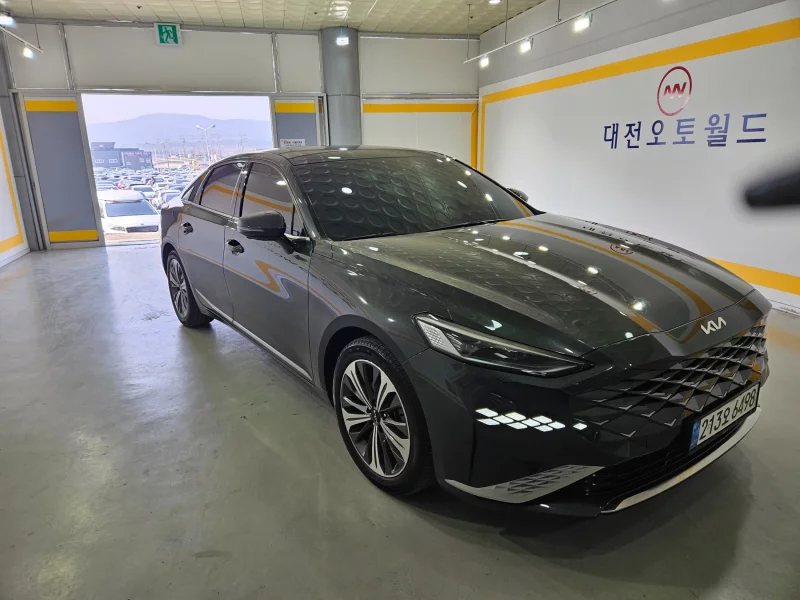 Kia K8