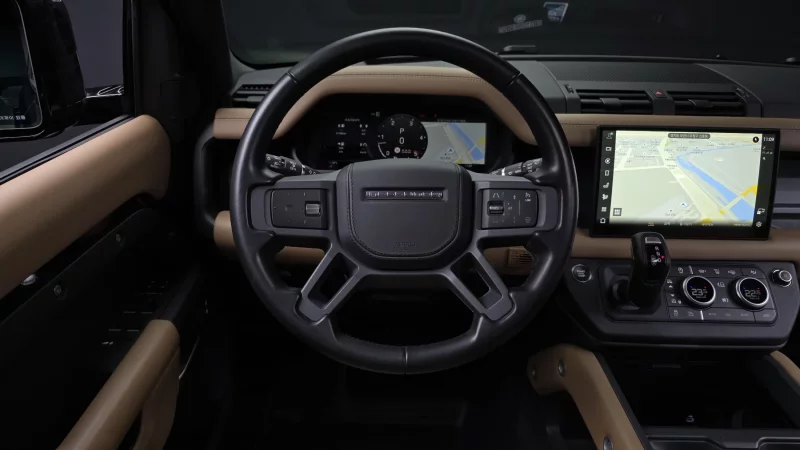 Land Rover DEFENDER