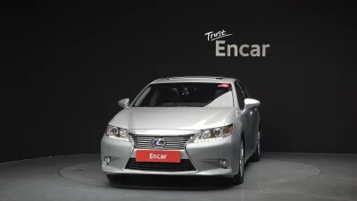 Lexus ES300h