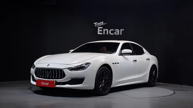 Maserati GHIBLI