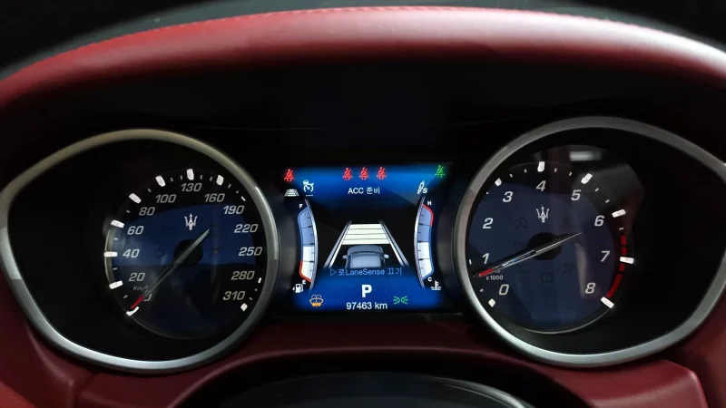 Maserati GHIBLI
