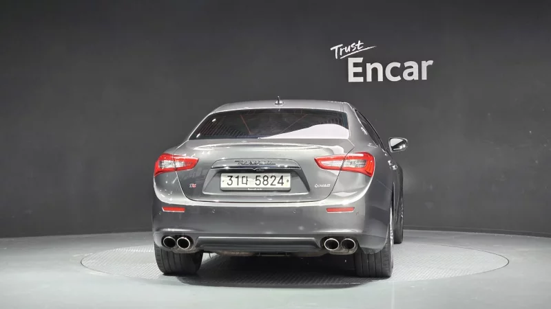 Maserati GHIBLI