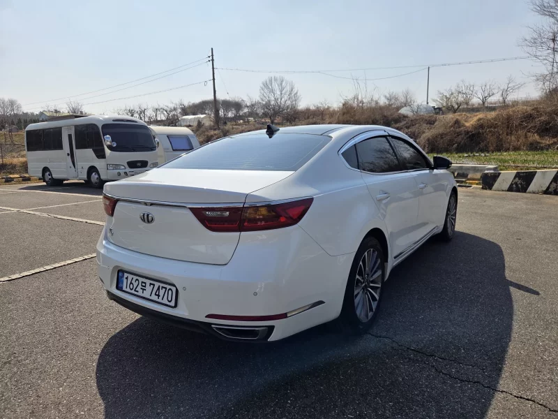 Kia K7