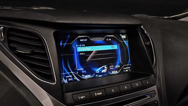Hyundai Grandeur