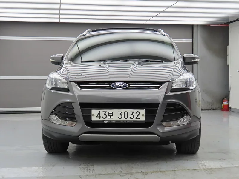 Ford ESCAPE