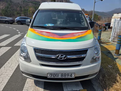 Hyundai Starex