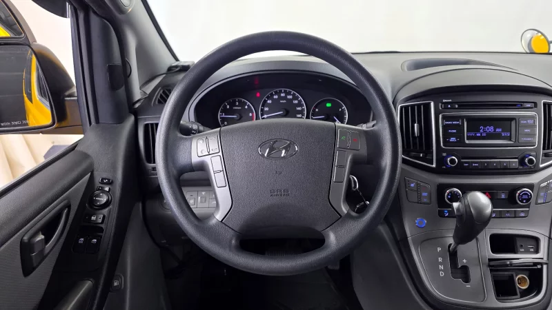 Hyundai Starex