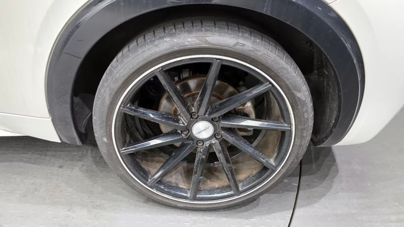 Infiniti Q30