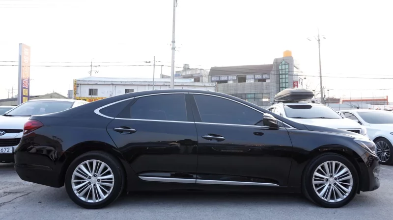 Hyundai Aslan