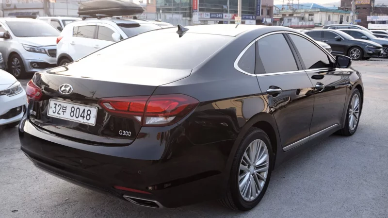 Hyundai Aslan
