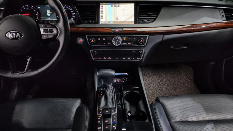Kia K7
