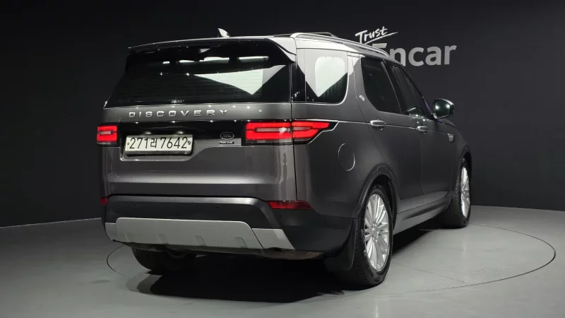 Land Rover DISCOVERY