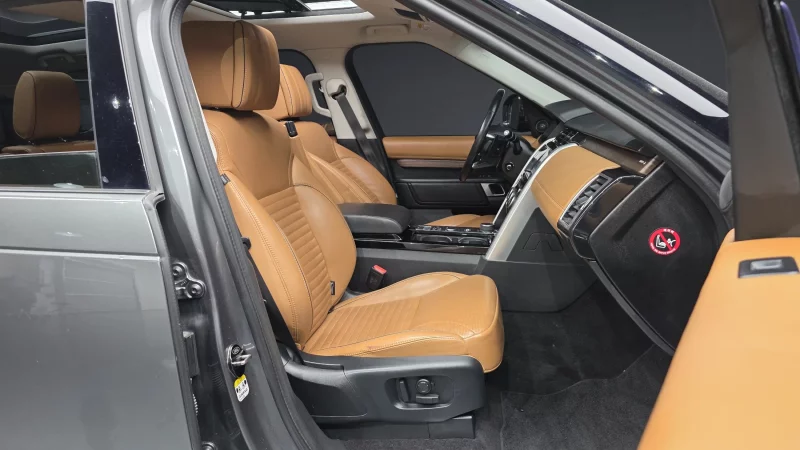 Land Rover DISCOVERY