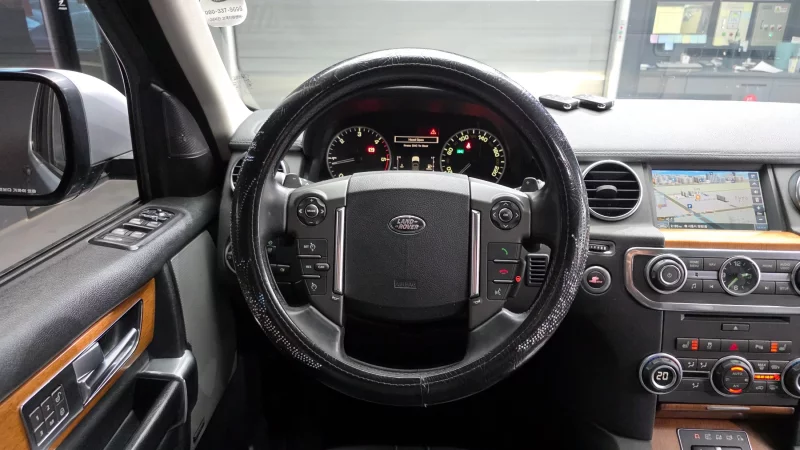 Land Rover DISCOVERY