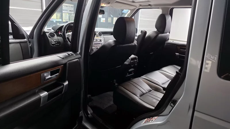 Land Rover DISCOVERY
