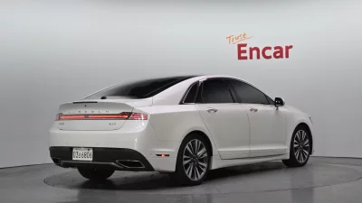 Lincoln MKZ