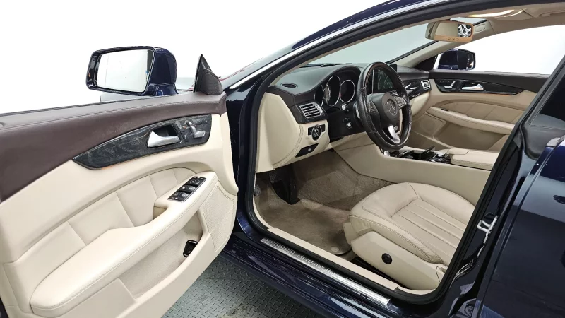 Mercedes-Benz CLS-Class
