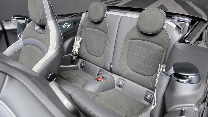 MINI Cooper Convertible