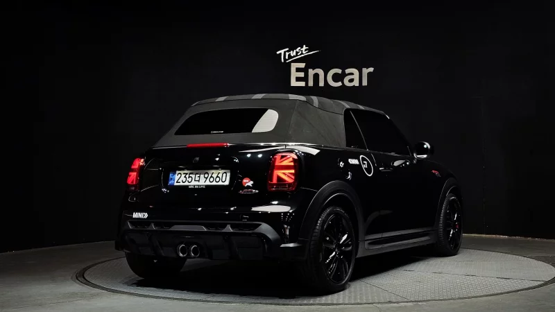 MINI Cooper Convertible