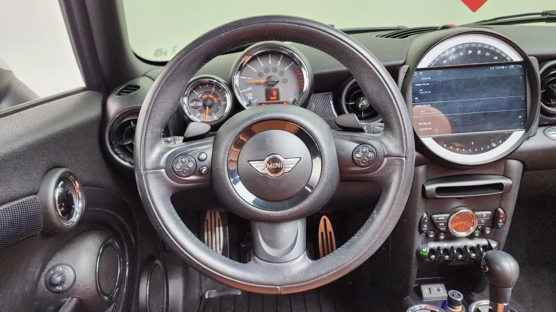 MINI Cooper Convertible