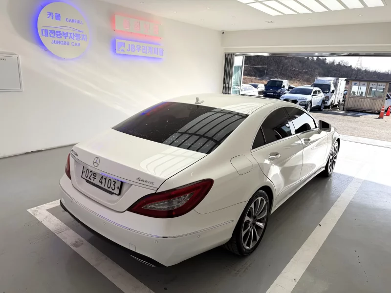 Mercedes-Benz CLS-Class