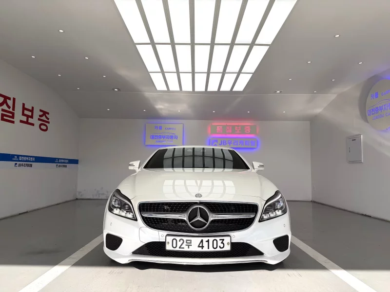 Mercedes-Benz CLS-Class