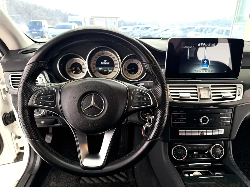 Mercedes-Benz CLS-Class