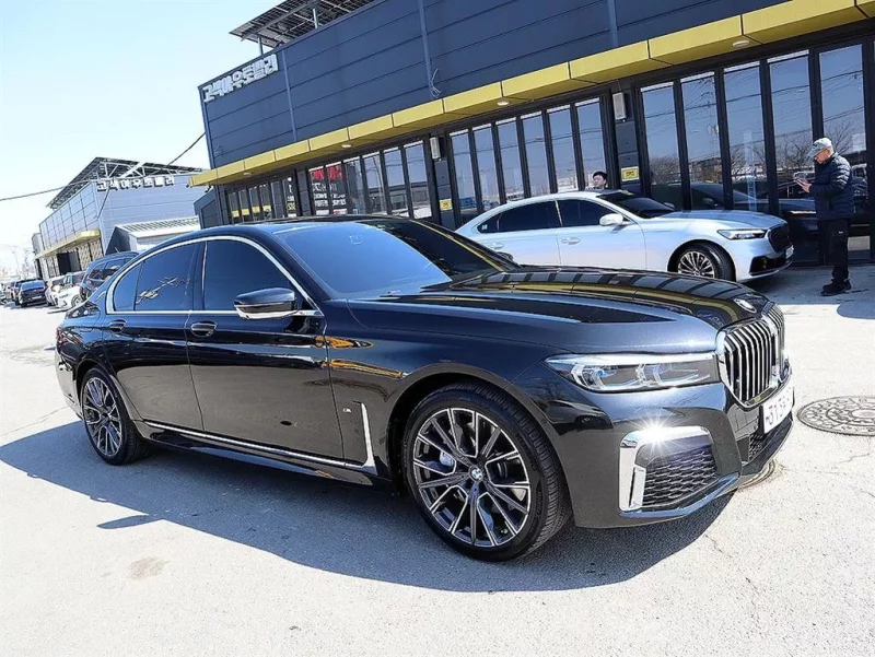 BMW 7-Series