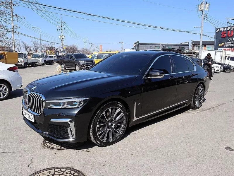 BMW 7-Series