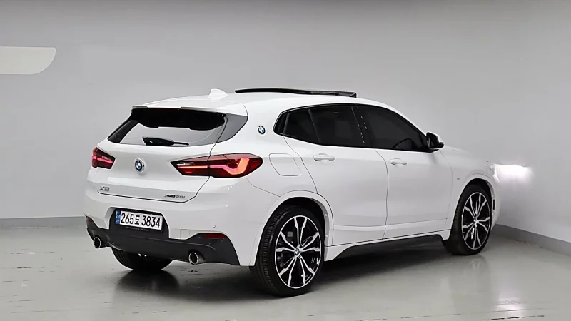 BMW X2