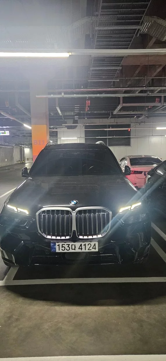 BMW X7