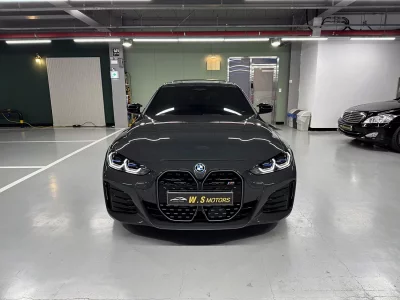 BMW i4