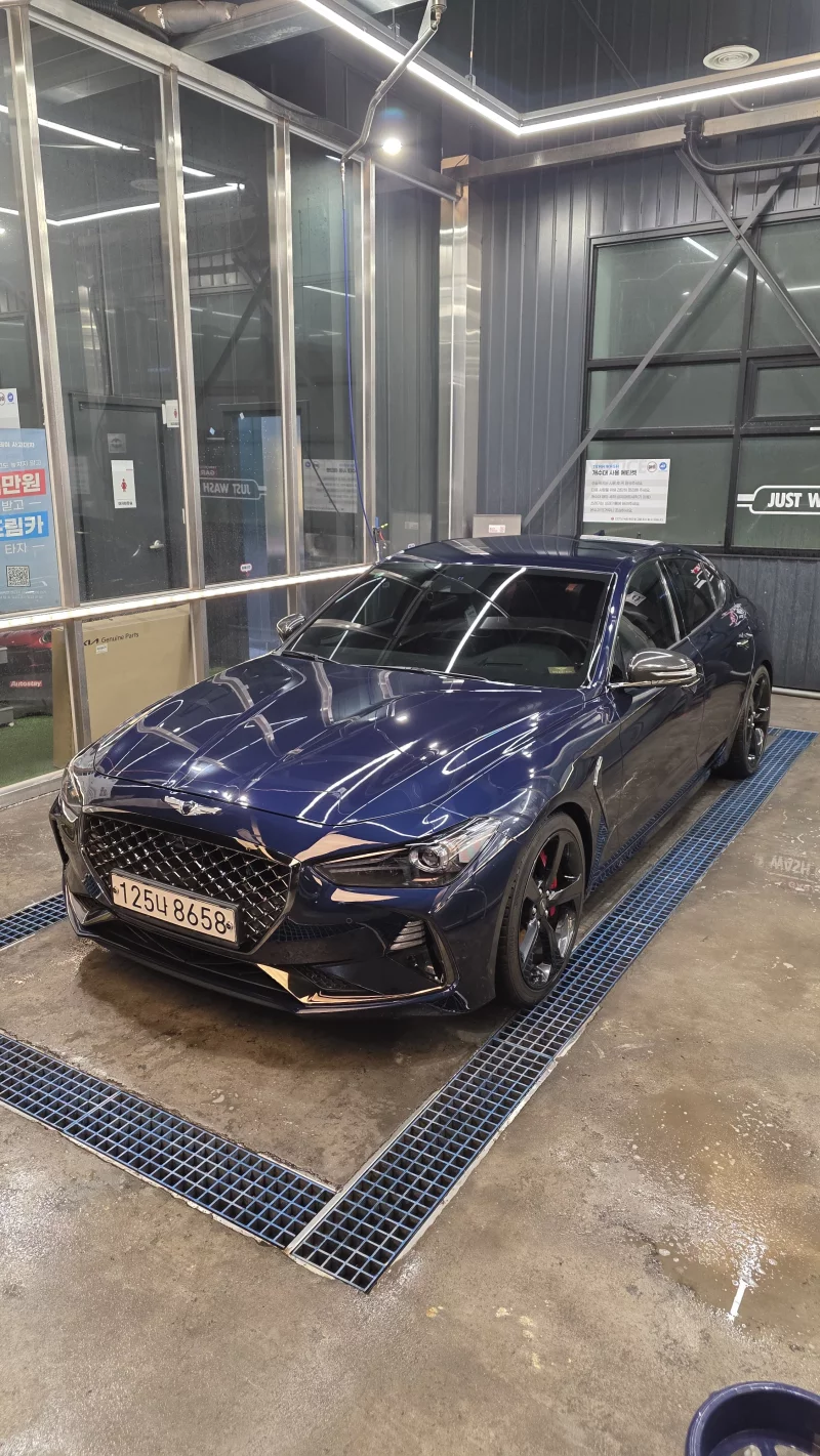 Genesis G70