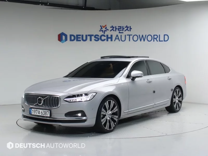 Volvo S90