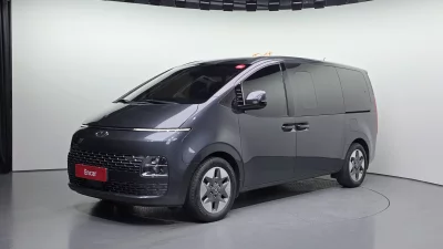 Hyundai Staria