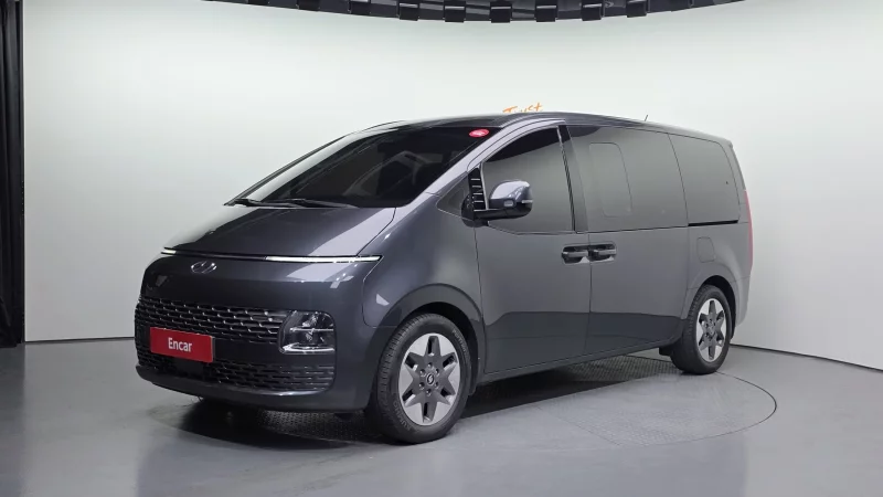 Hyundai Staria