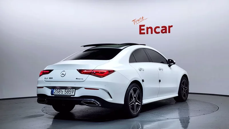 Mercedes-Benz CLA-Class