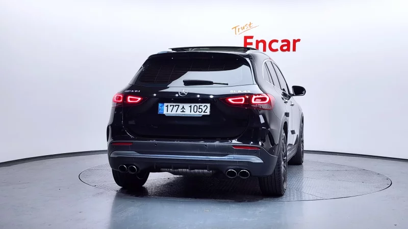 Mercedes-Benz GLA-Class