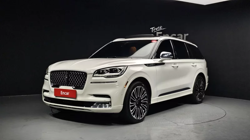 Lincoln AVIATOR