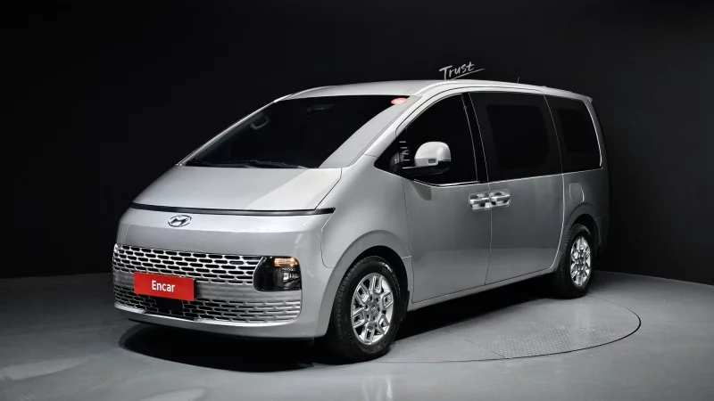 Hyundai Staria