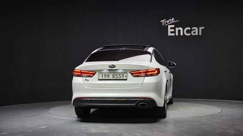 Kia K5