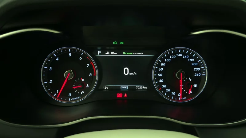 Genesis G70