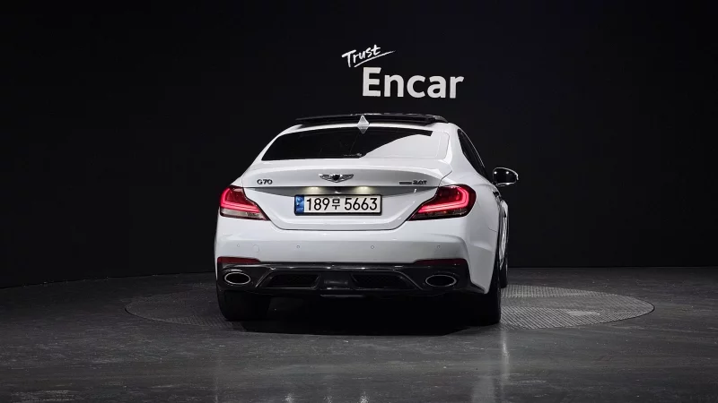 Genesis G70