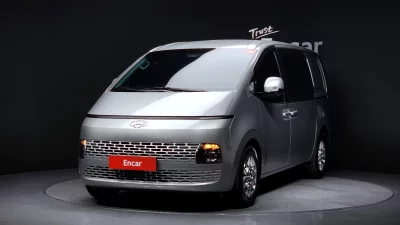 Hyundai Staria