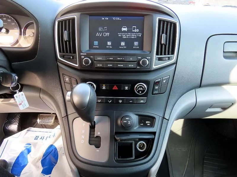 Hyundai Starex
