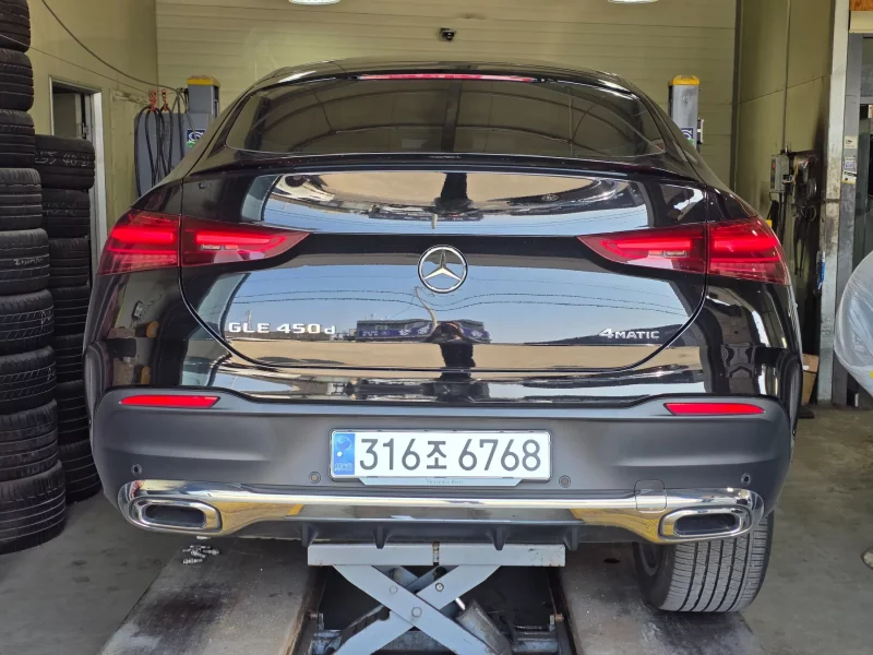 Mercedes-Benz GLE-Class