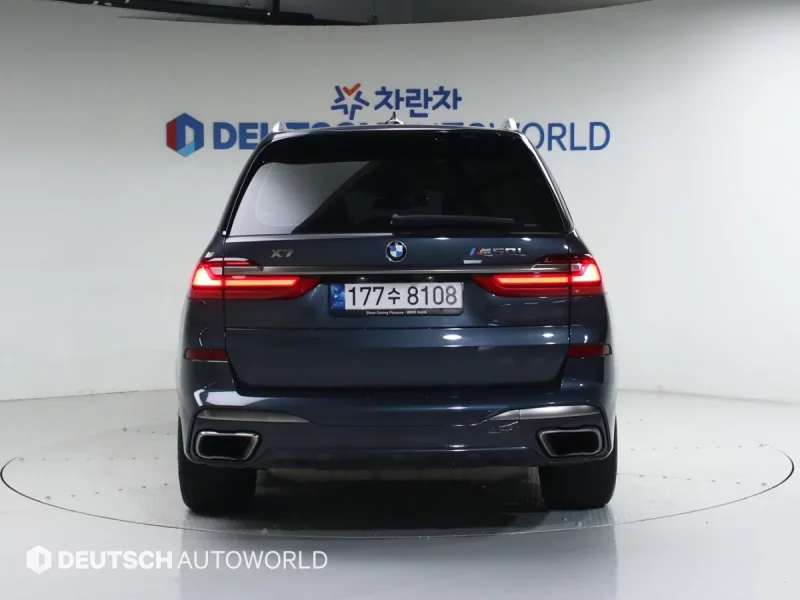 BMW X7